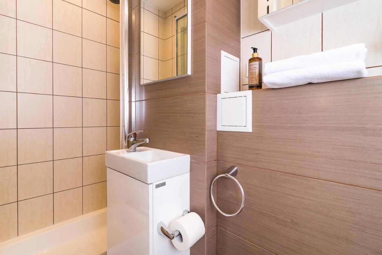 Bagno 7 - Modern Apartment By Noclegi Renters Warszawa Eksteriør billede