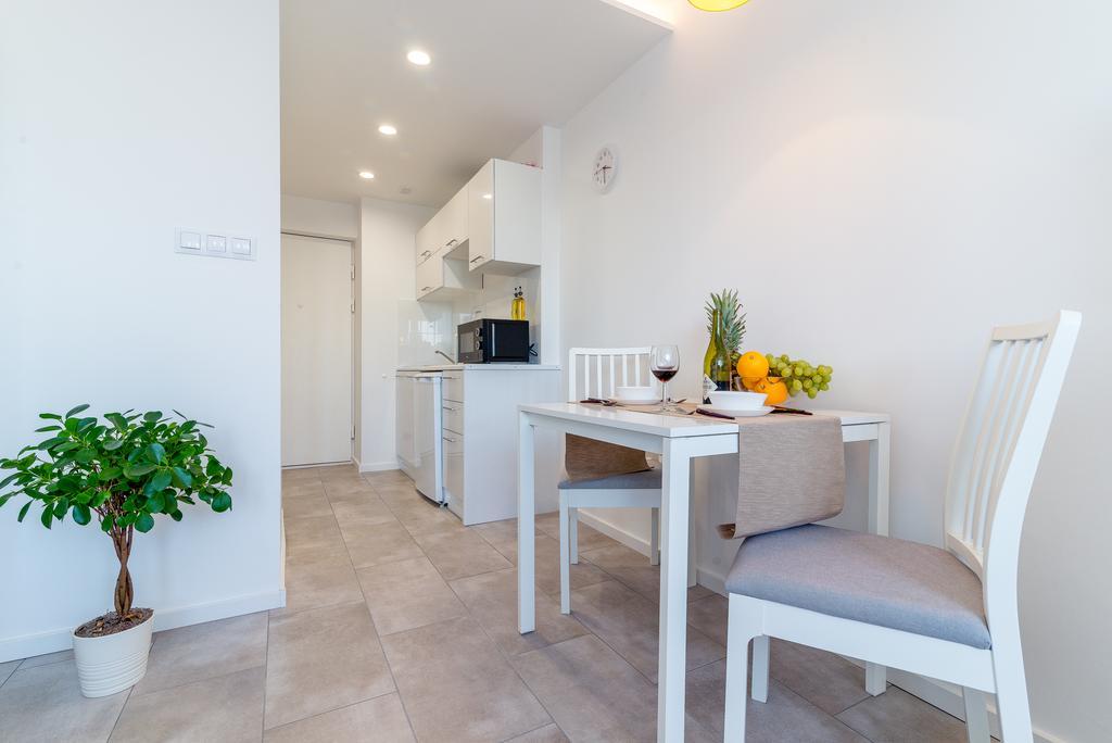 Bagno 7 - Modern Apartment By Noclegi Renters Warszawa Eksteriør billede